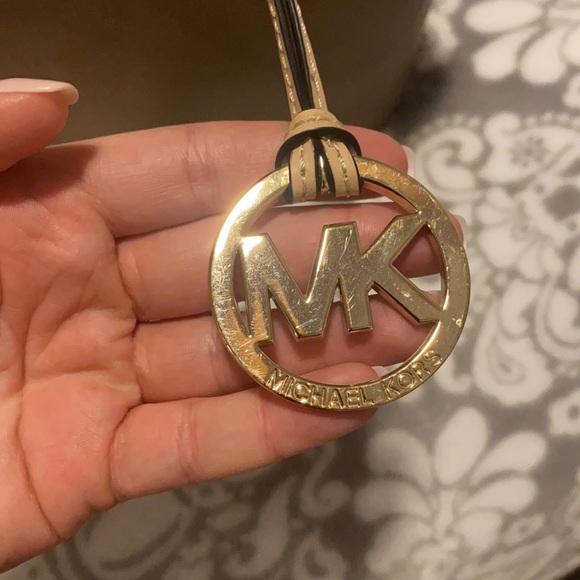 Michael Kors handbag - Picture 2 of 5